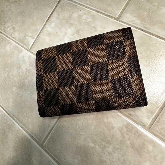 Louis Vuitton Damier Ebene Card & Coin Holder! - Picture 3 of 10